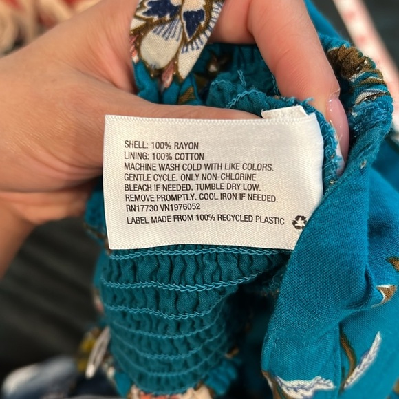 🔥Xhilaration Teal Floral Top🔥 - Picture 7 of 7